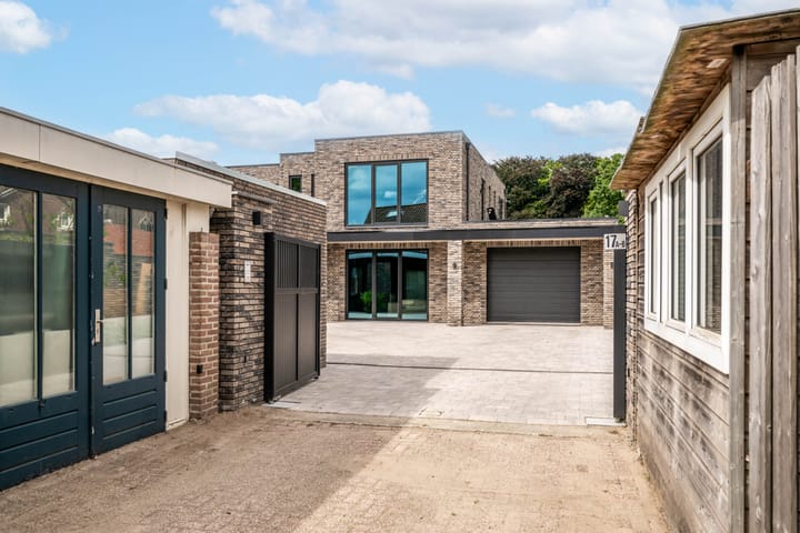 Foto 33 van Burgemeester Ploegmakerslaan 17-B