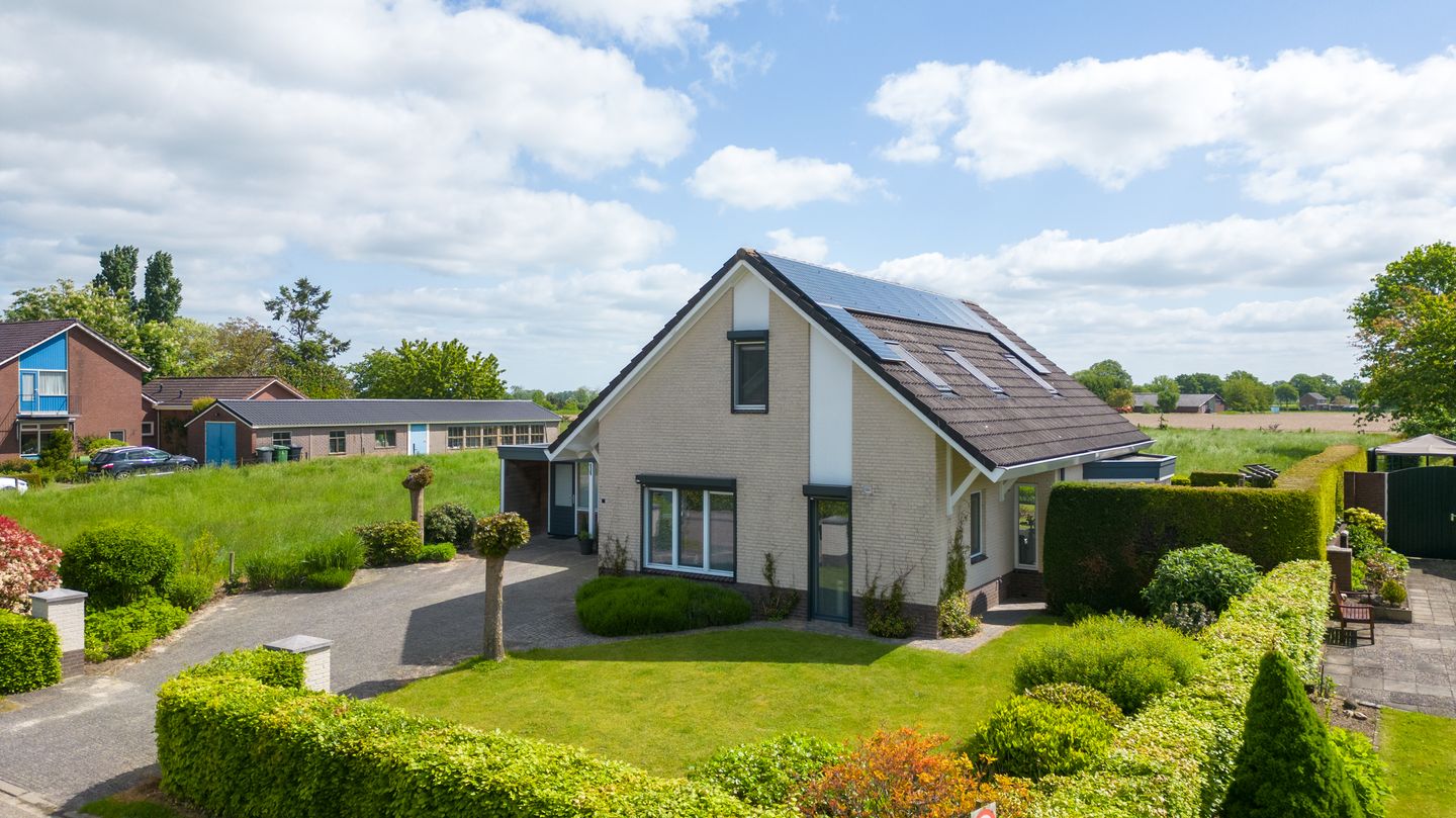 Photo 5 of Antoniusstraat 7