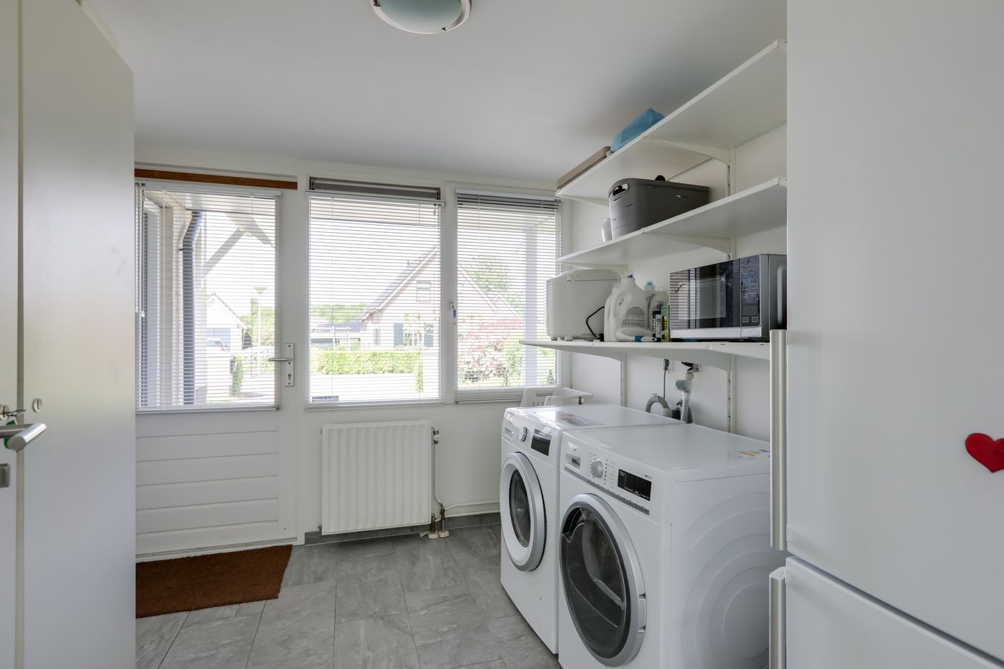 Photo 25 of Antoniusstraat 7