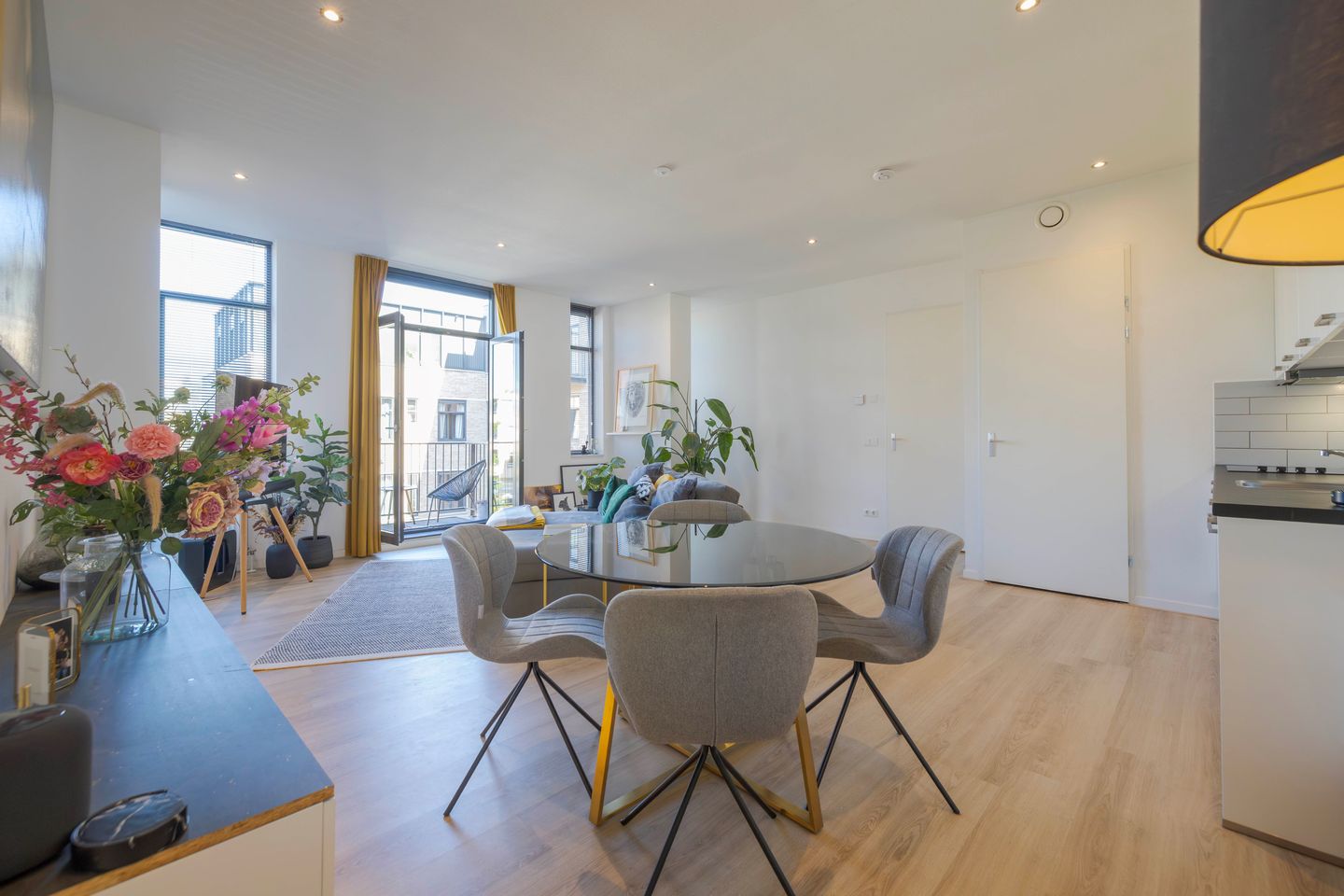 Foto 20 van Velperweg 19-207