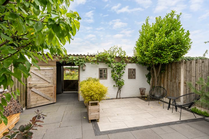 Foto 27 van Bloemenlaan 184