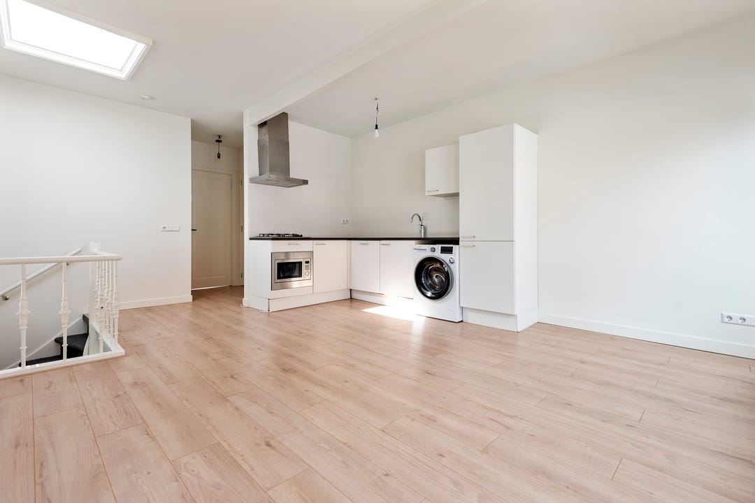 Photo 8 of Nassaustraat 13-B