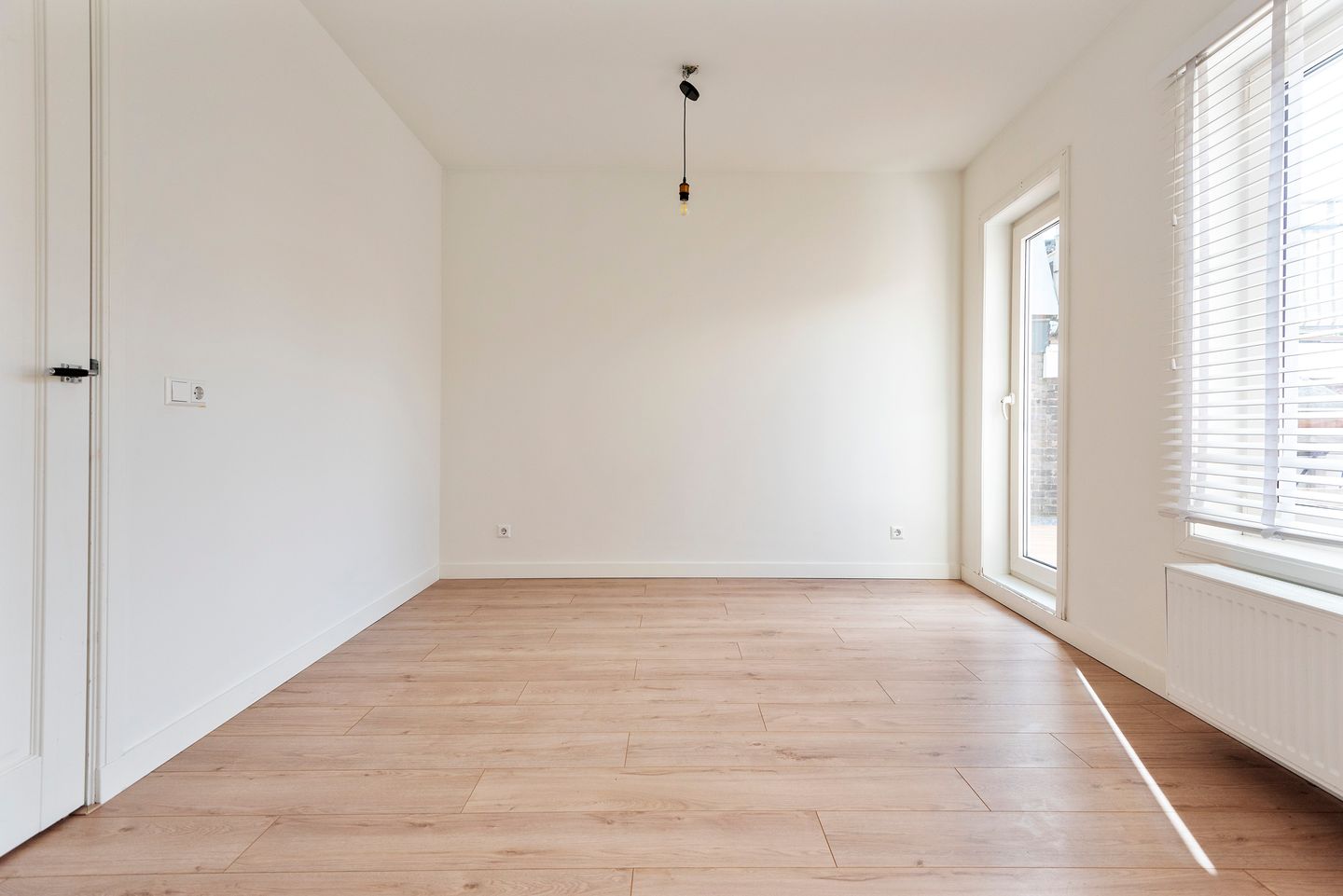 Photo 14 of Nassaustraat 13-B