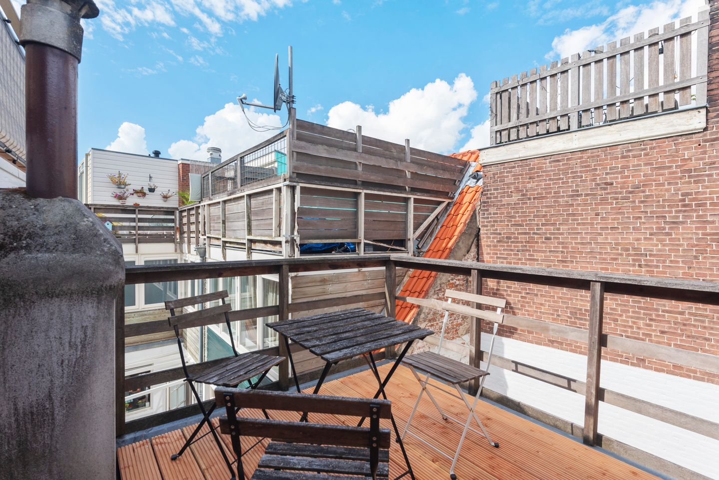 Photo 19 of Nassaustraat 13-B