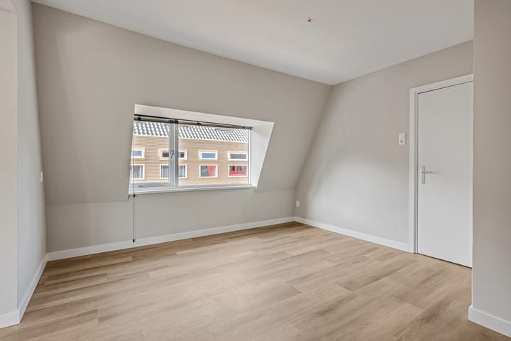 Photo 15 of Overstraat 67-A