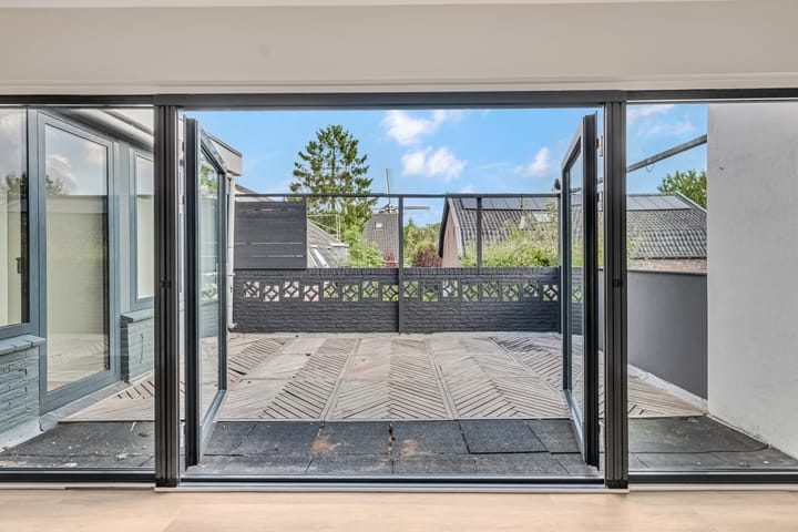 Photo 4 of Overstraat 67-A