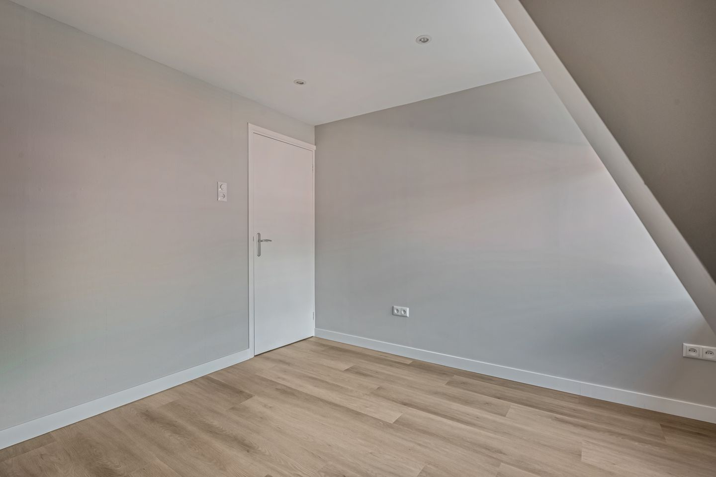 Foto 25 van Overstraat 67-A