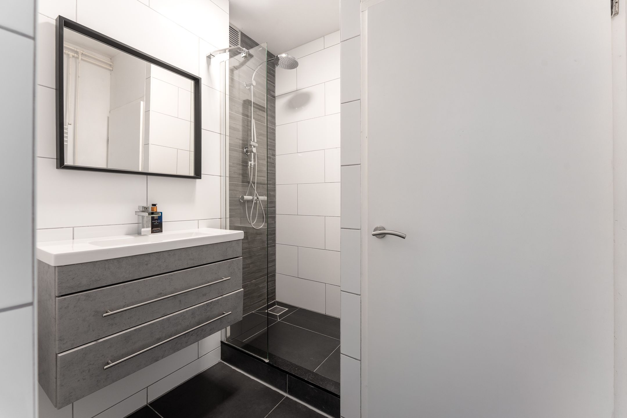 Photo 21 of Paltroklaan 75