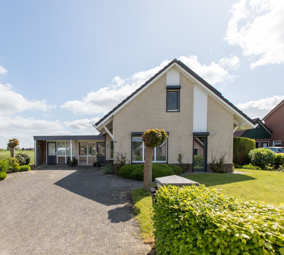 Photo 1 of Antoniusstraat 7