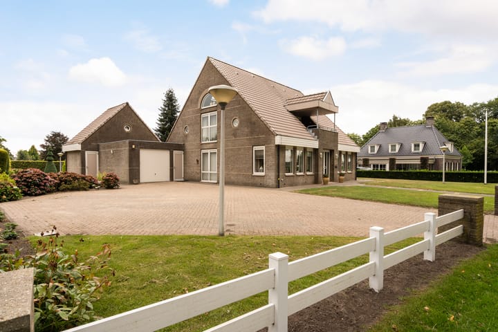 Foto 43 van Lheeweg 9-A