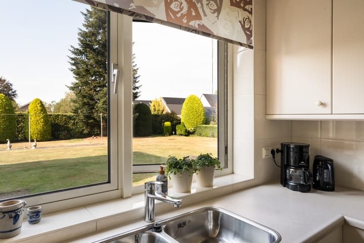 Foto 10 van Lheeweg 9-A