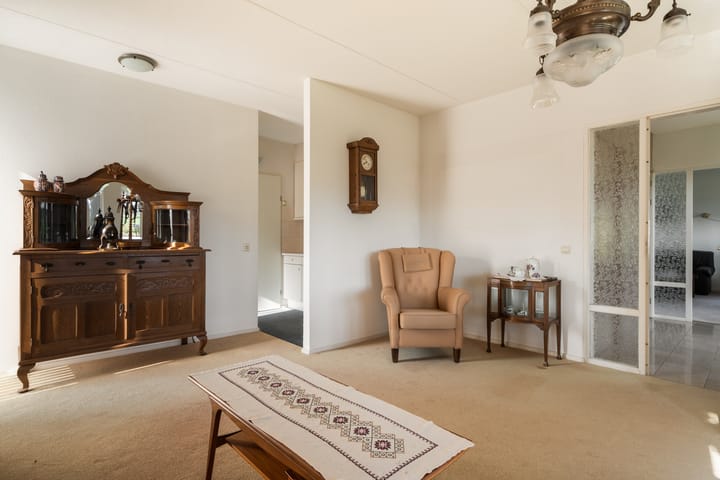 Foto 18 van Lheeweg 9-A