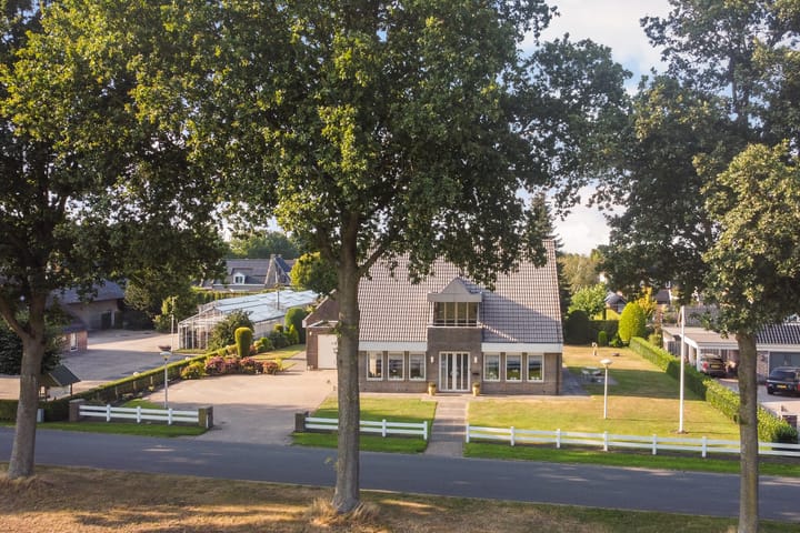 Foto 44 van Lheeweg 9-A