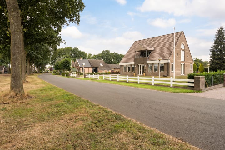 Foto 50 van Lheeweg 9-A