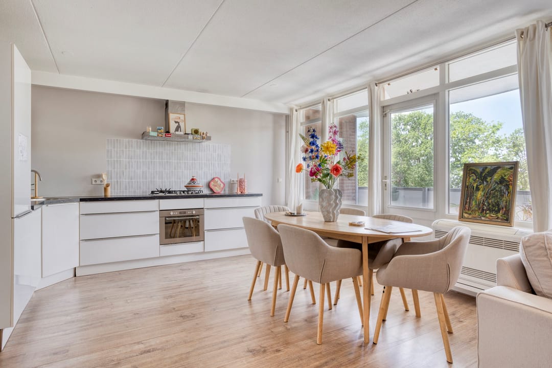 Photo 2 of Haagweg 58-A