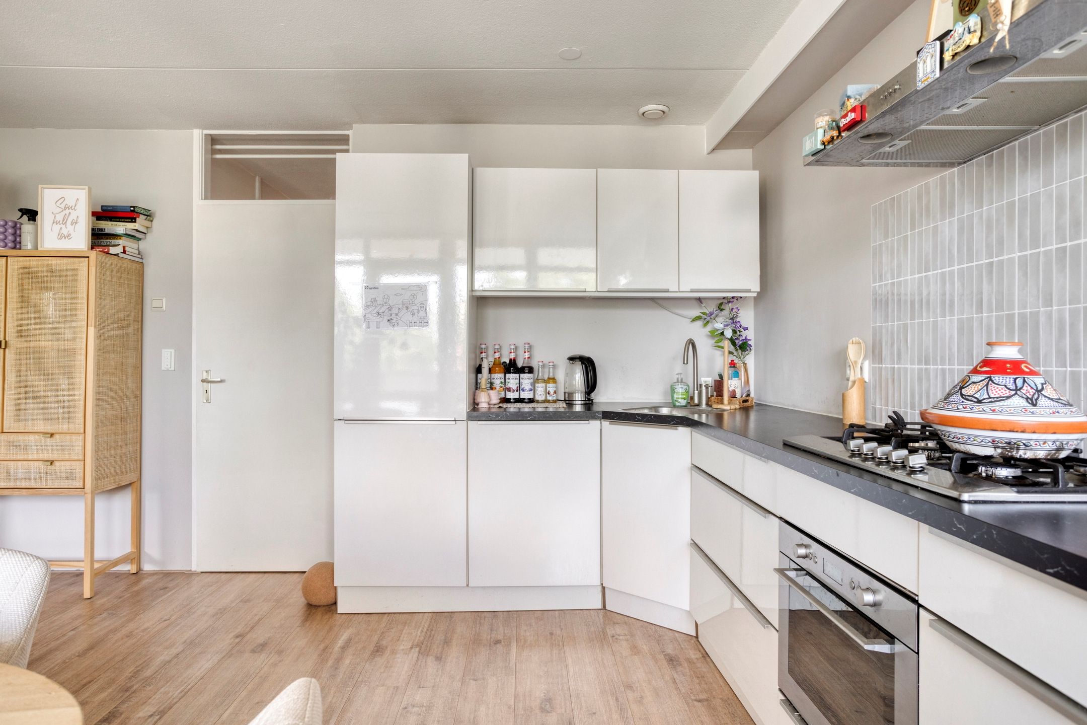 Photo 15 of Haagweg 58-A