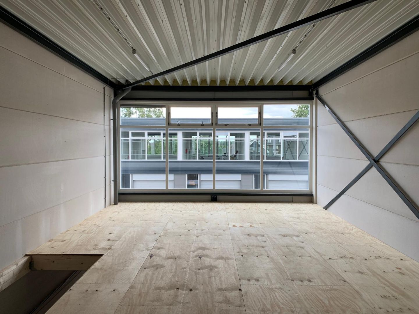 View photo 5 of Zeppelinstraat 27