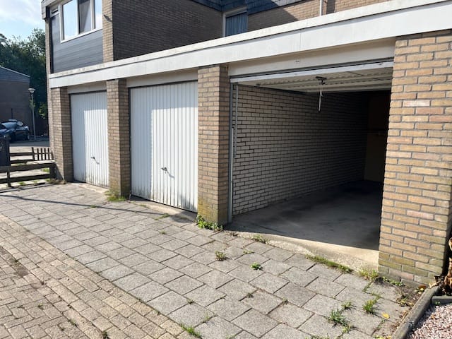 Foto 3 van Ten Oeverlaan 64-GAR