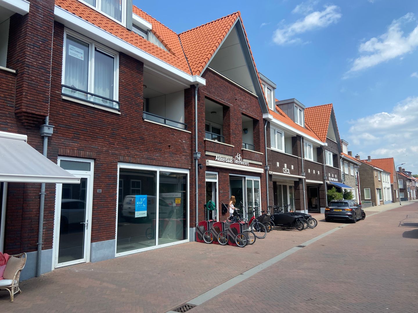 View photo 2 of Duinweg 9-A
