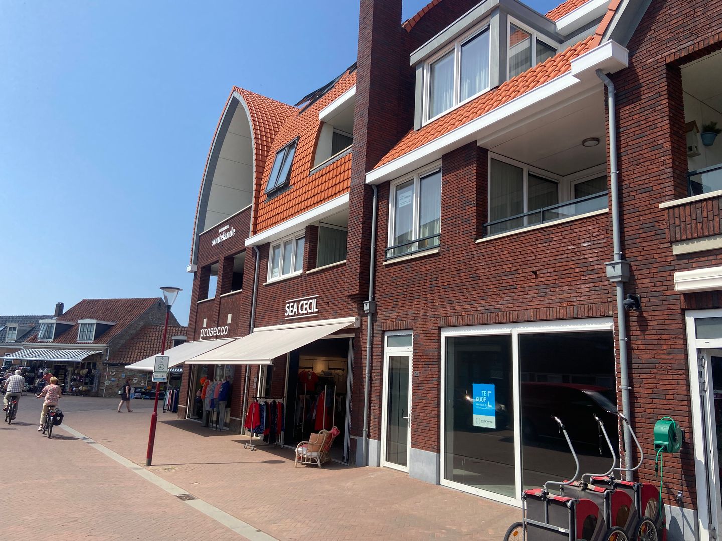 View photo 3 of Duinweg 9-A