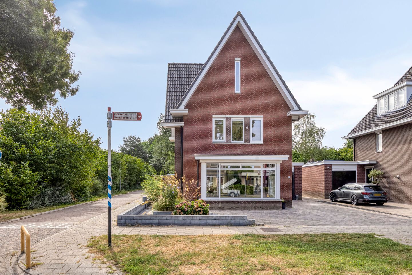 Foto 1 van Donkerstraat 40