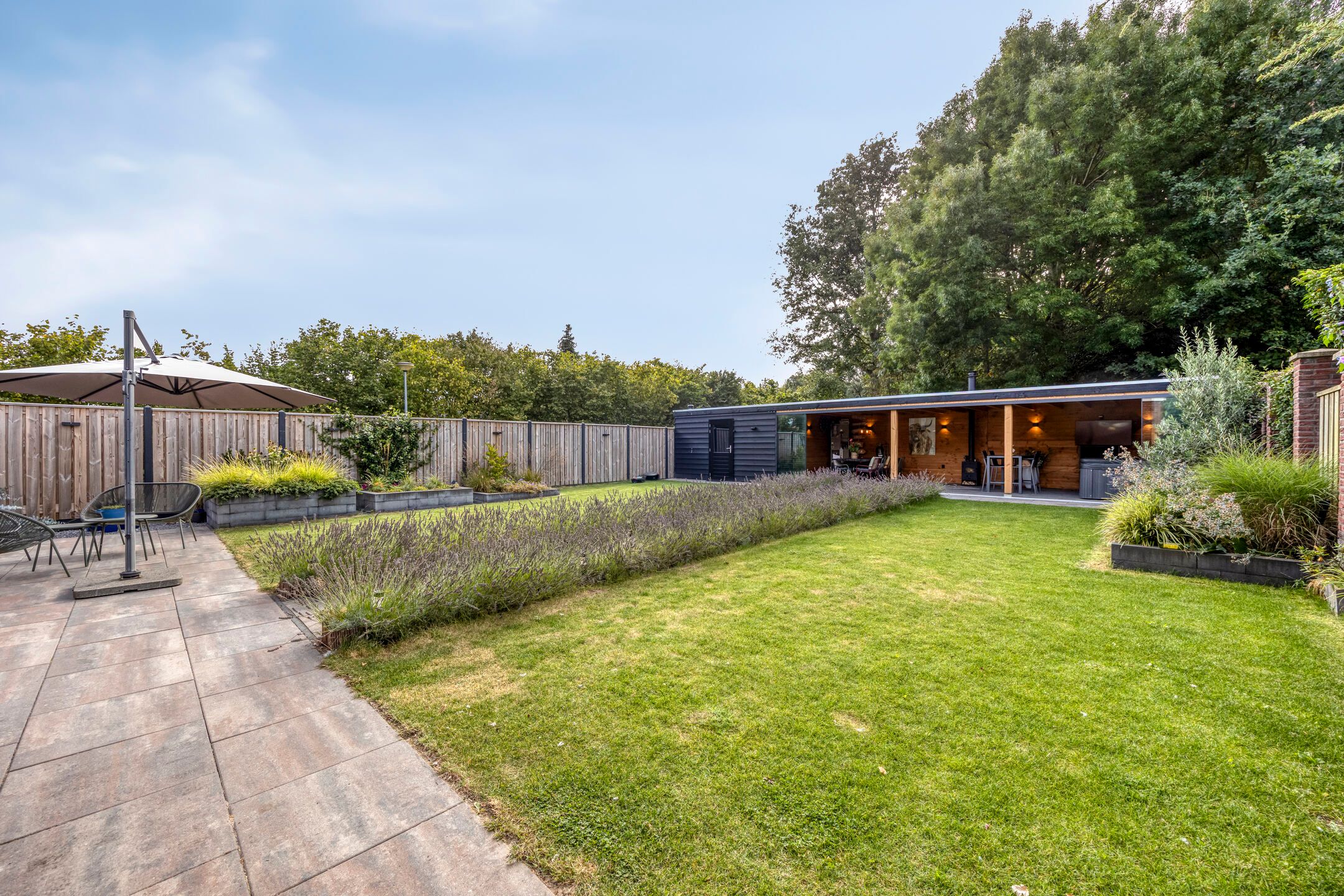 Foto 42 van Donkerstraat 40