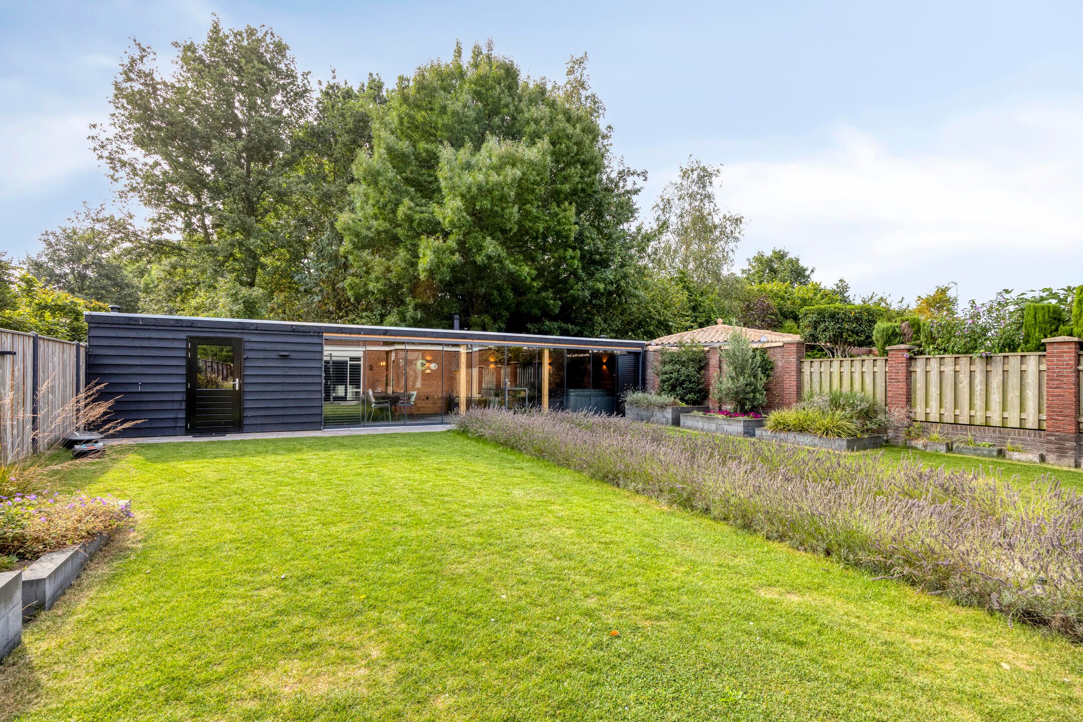 Foto 36 van Donkerstraat 40