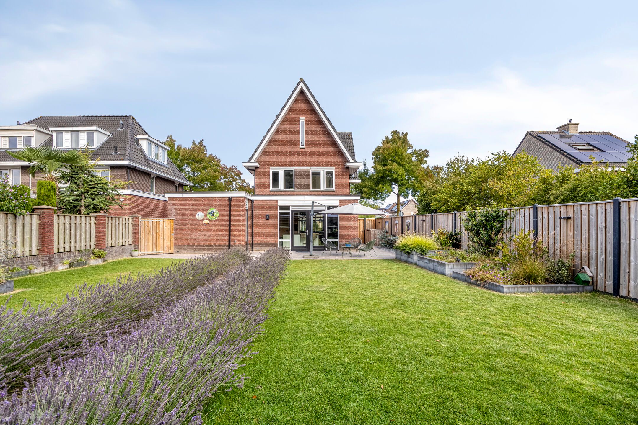 Foto 33 van Donkerstraat 40