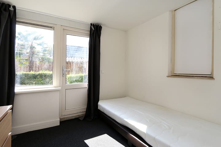 Photo 18 of Esdoornlaan 23