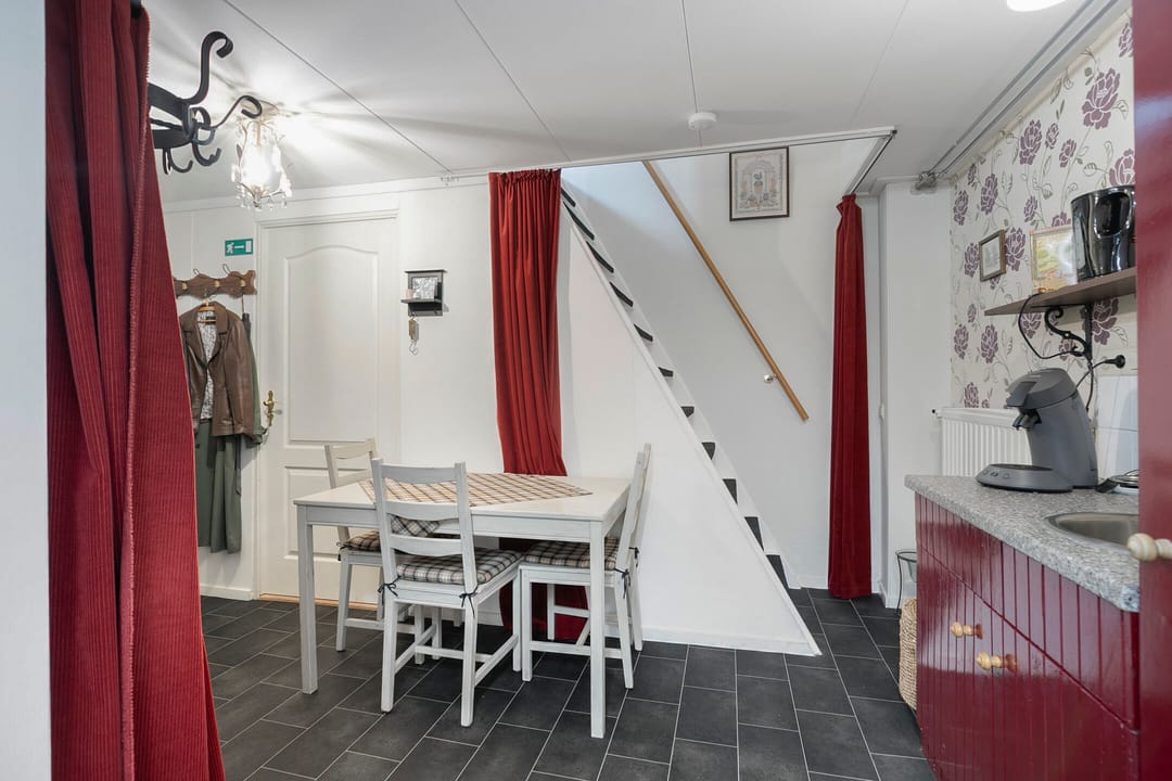 Photo 8 of Veerstraat 5