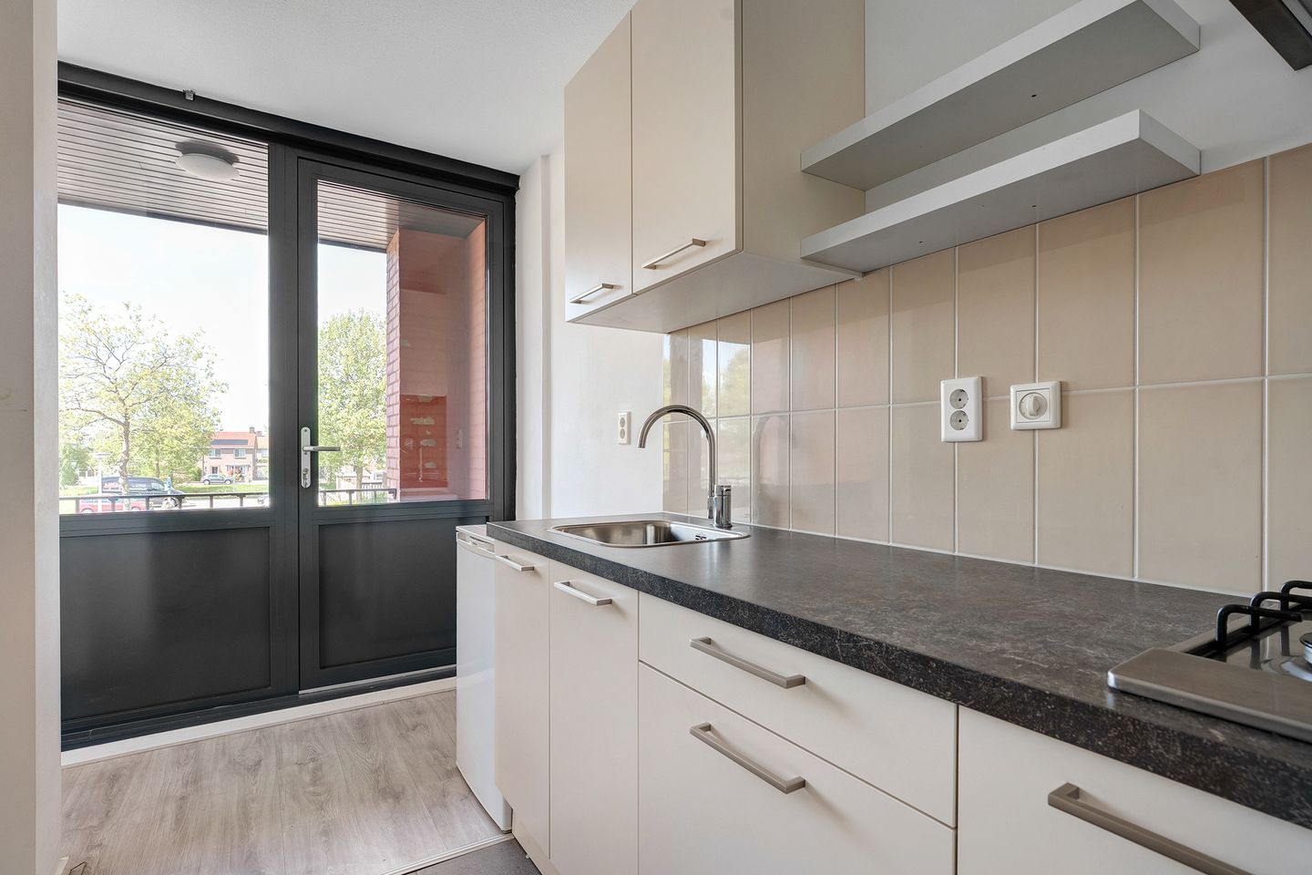 Foto 10 van Nicolaas Beetsplein 107-A