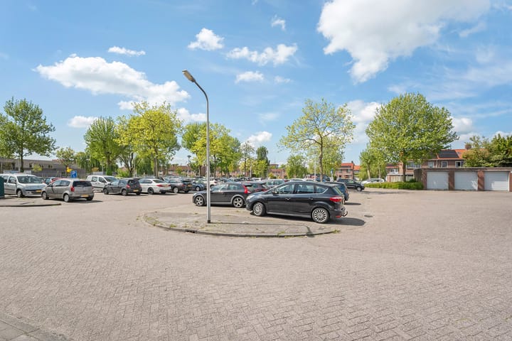 Foto 18 van Nicolaas Beetsplein 107-A