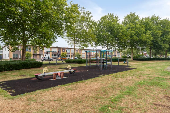 Foto 29 van Plataanplein 8