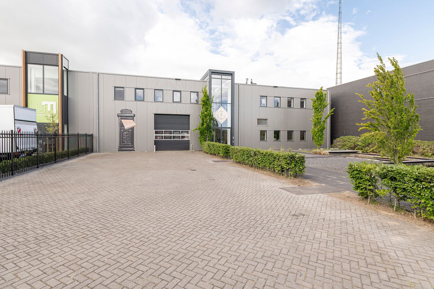 Bekijk foto 3 van Valeton 3-b