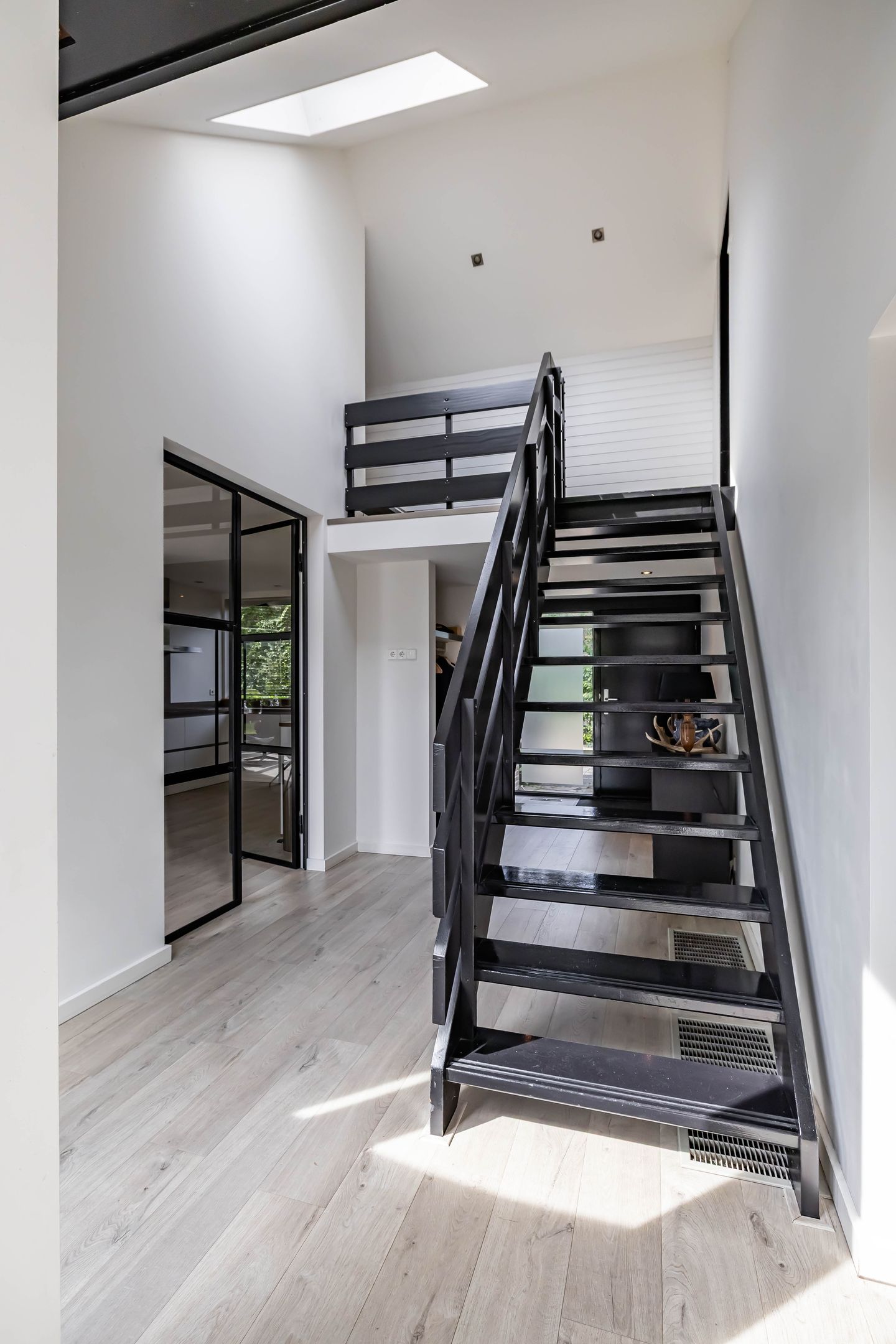 Foto 35 van Dennenlaan 3