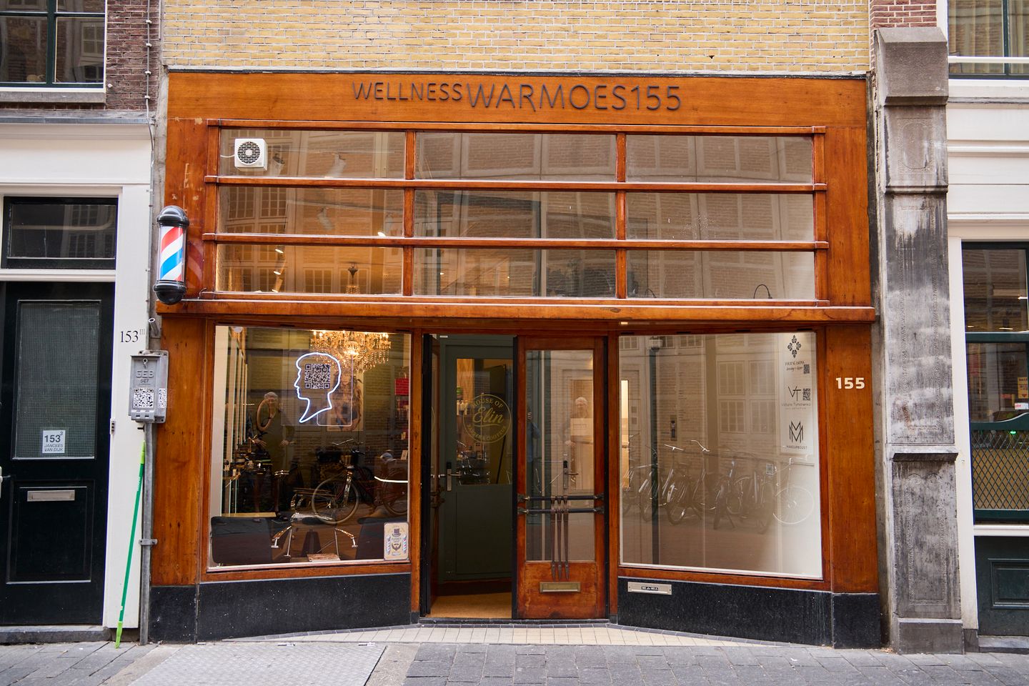 Bekijk foto 2 van Warmoesstraat 155