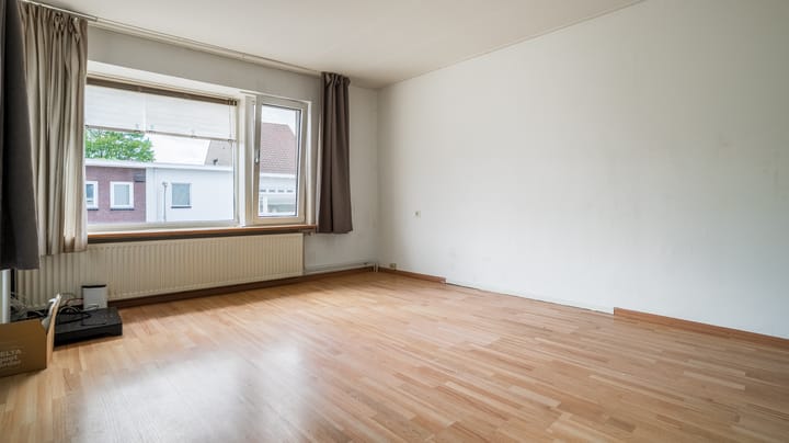 Foto 5 van Bornsestraat 64-A