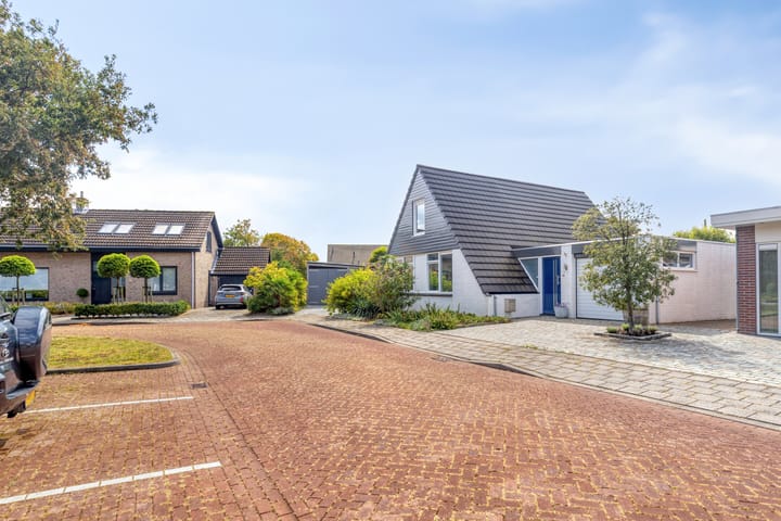 Photo 3 of Sloestraat 15