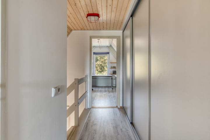 Photo 34 of Sloestraat 15