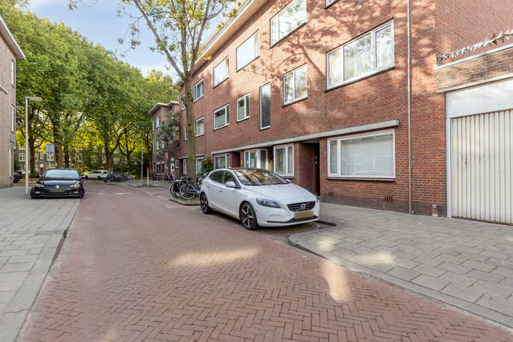 Photo 3 of Spaarnedwarsstraat 7-A