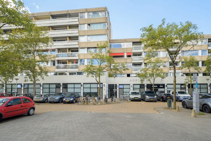 Adriaan van Bergenstraat 374