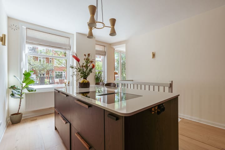 Foto 10 van Trouringhstraat 10-H