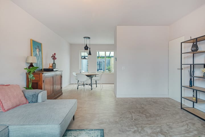 Foto 8 van Dorpsplein 17