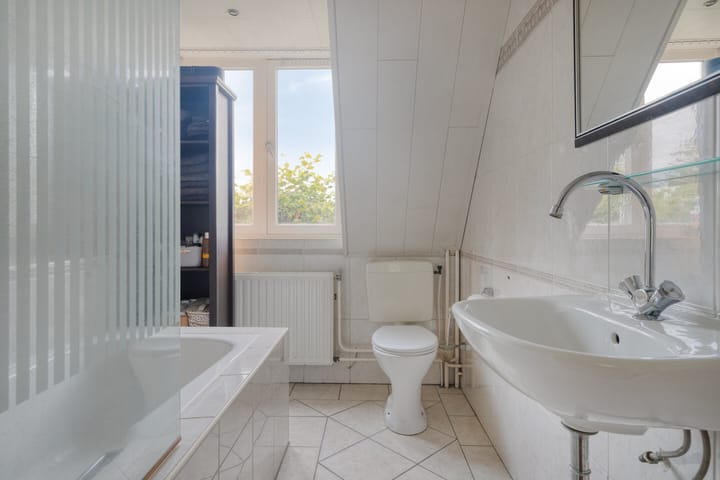 Foto 27 van Dorpsplein 17