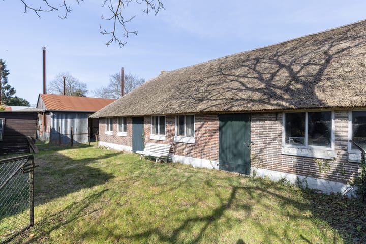 Foto 16 van Eemnesserweg 4