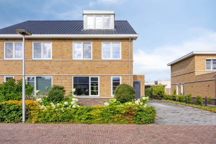 Foto 9 van F.C. Dondersstraat 7