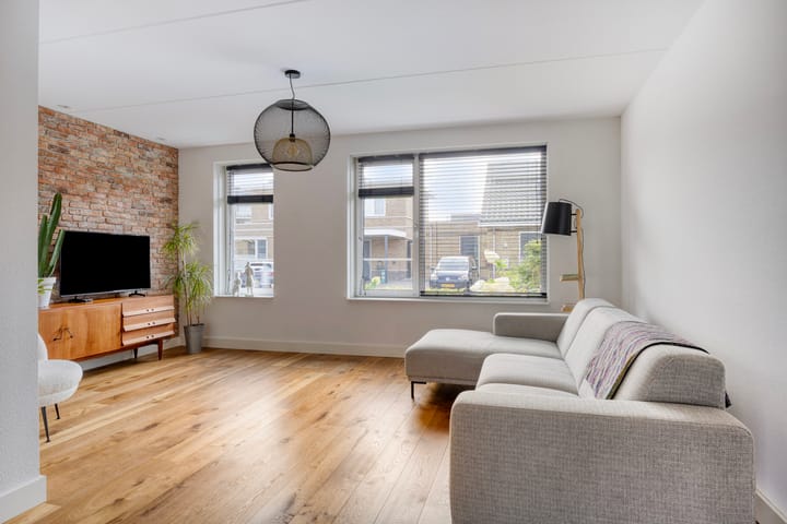 Foto 11 van F.C. Dondersstraat 7