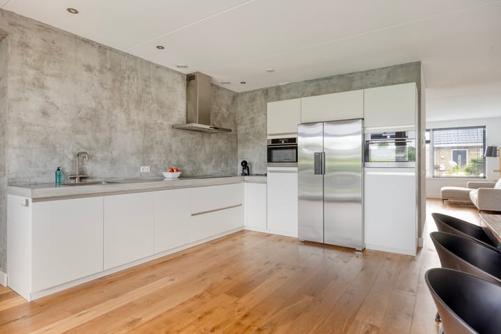 Foto 20 van F.C. Dondersstraat 7