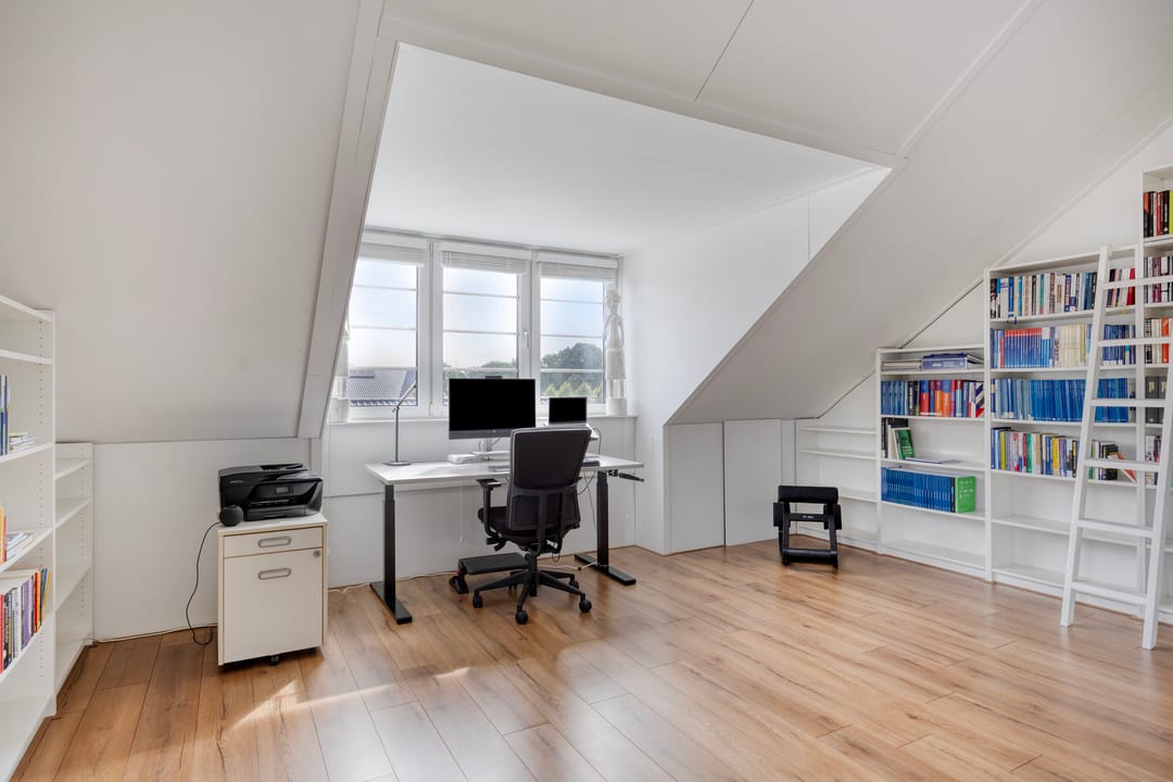 Photo 31 of F.C. Dondersstraat 7