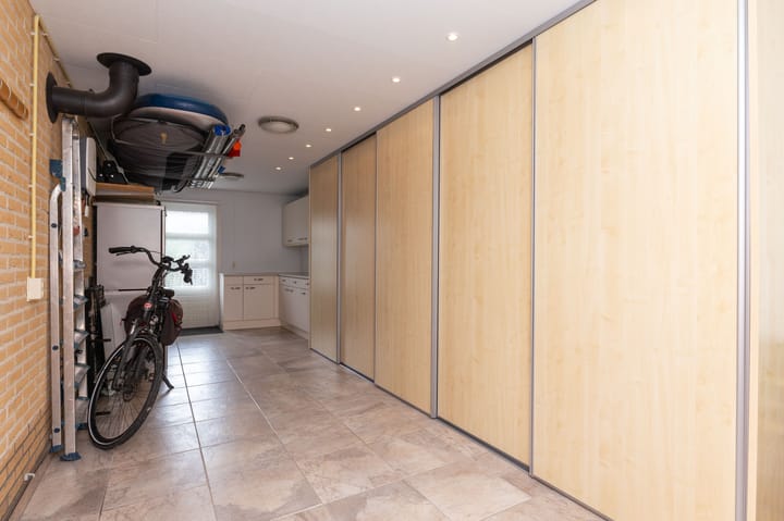 Foto 15 van Matissehof 77